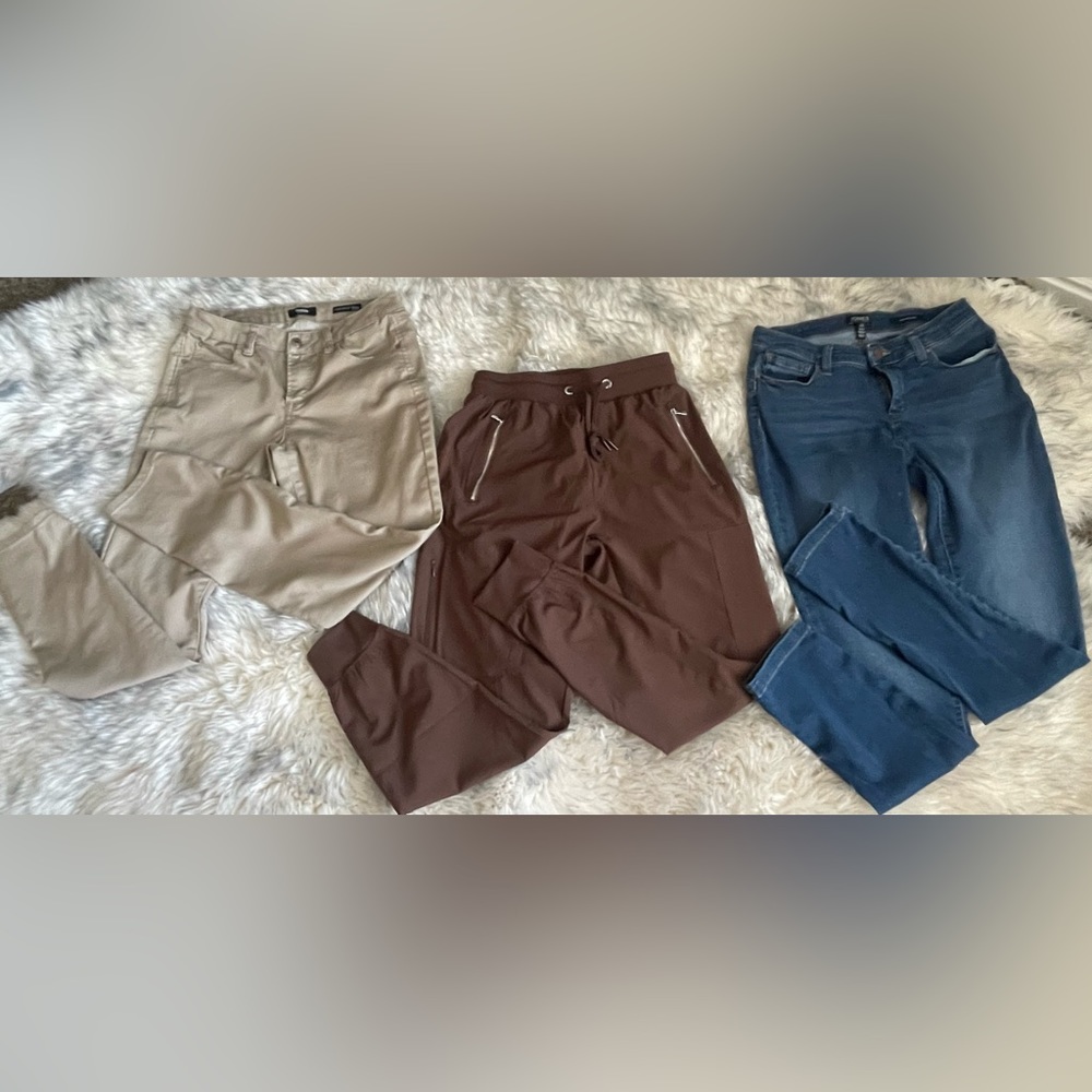 Pants bundle. Size 28, small, and 4.
